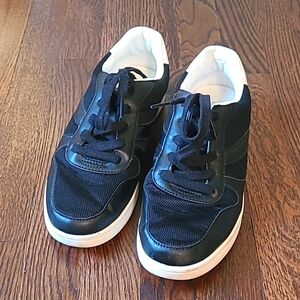 Old Navy Tennis Shoes